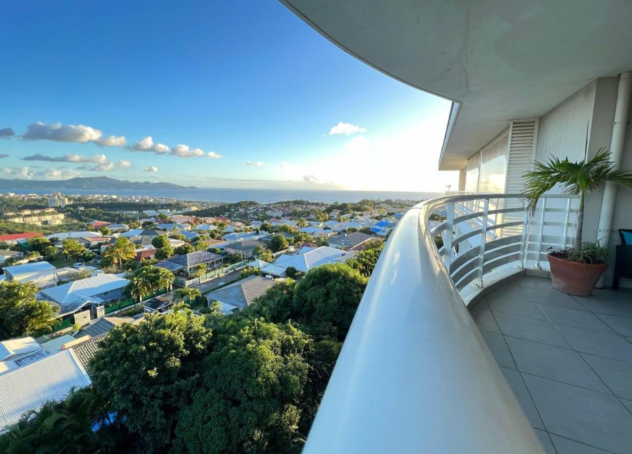 Appartement De Standing Vue Mer Schoelcher Luaran gambar