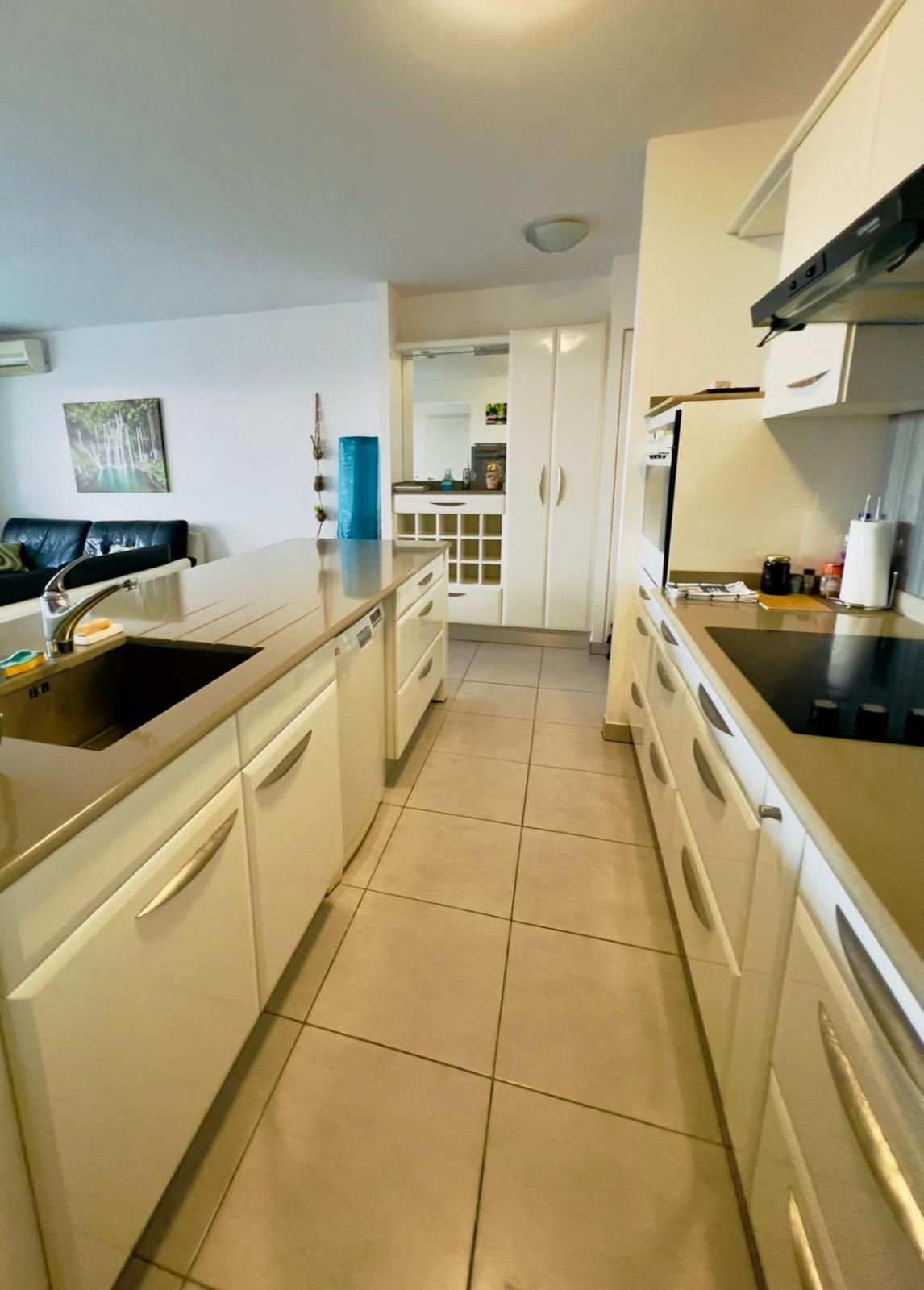 Appartement De Standing Vue Mer Schoelcher Luaran gambar